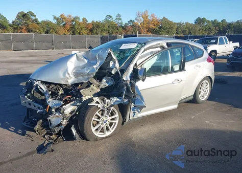 2016 Ford Focus Se z USA, uszkodzony, nr VIN 1FADP3K29GL257976